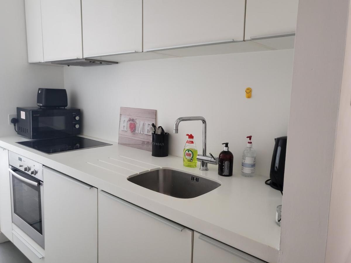 Cityscape Apartment In Birmingham With Self Checkin Exterior foto