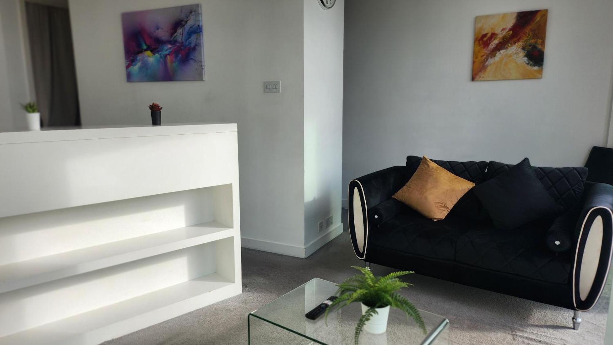 Cityscape Apartment In Birmingham With Self Checkin Exterior foto